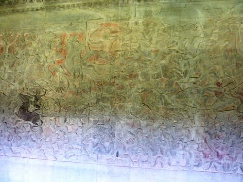 Барельеф северной галереи Ангкор Ват. Битва девов с асурами.